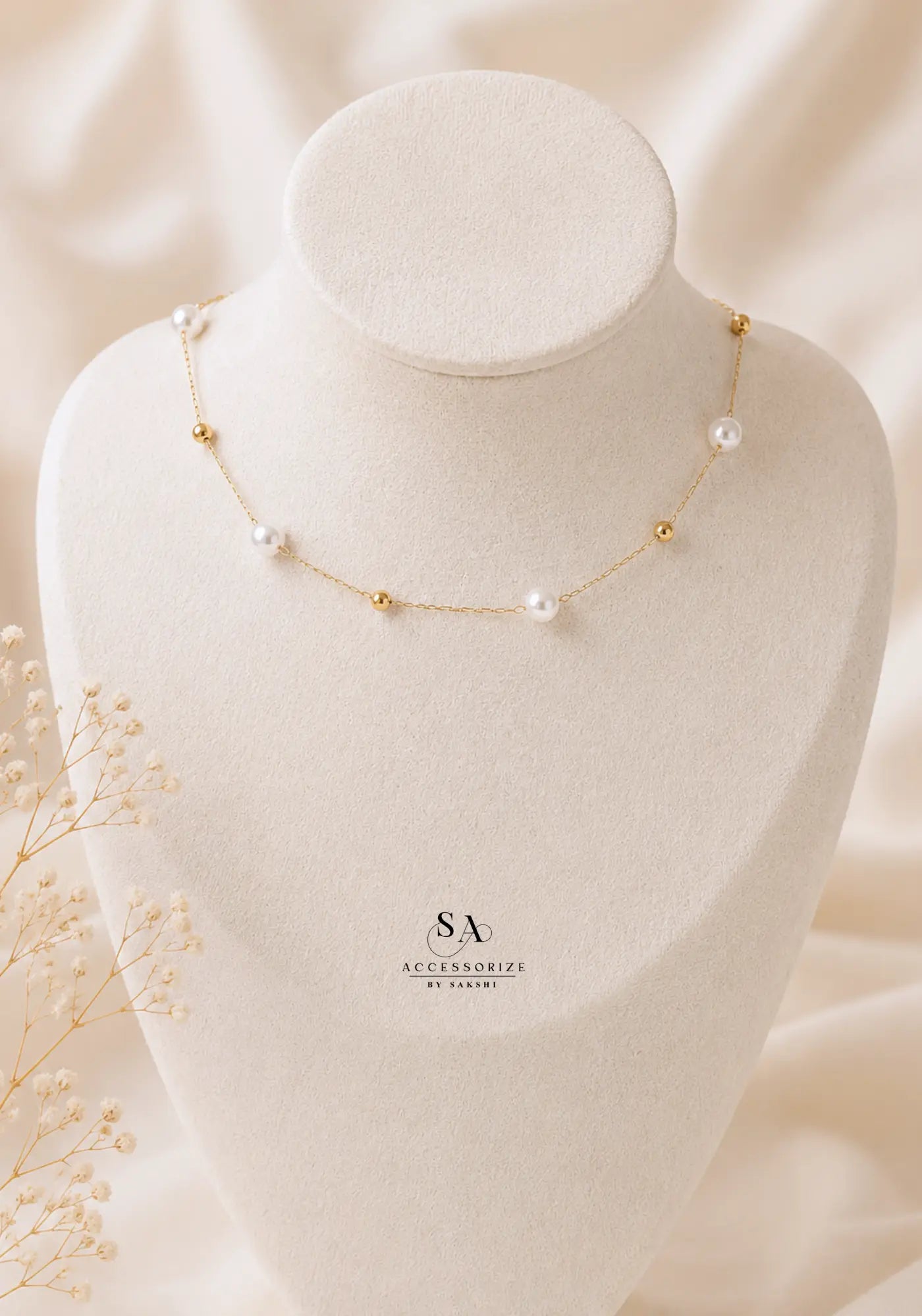 Pearl necklace