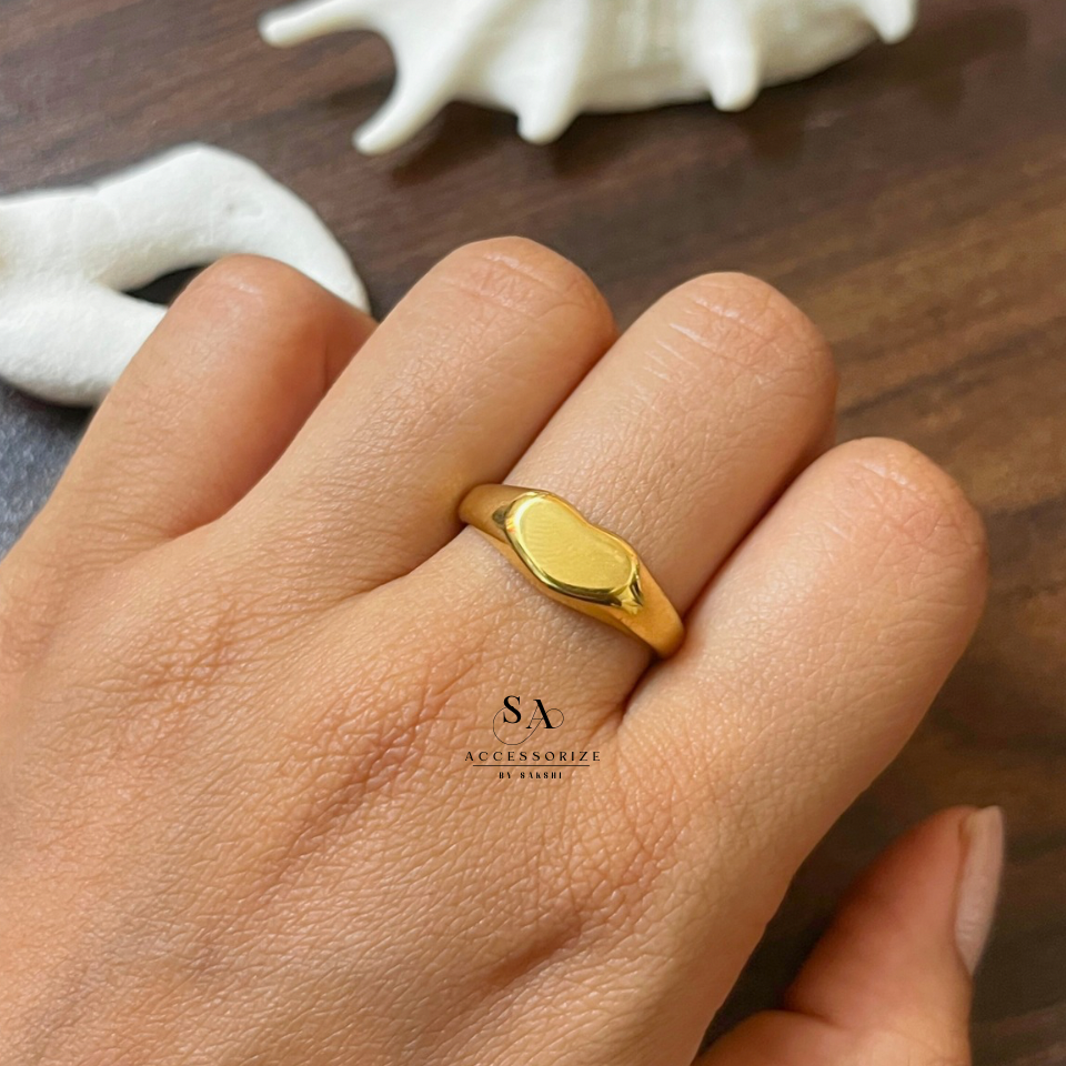 Heart ring