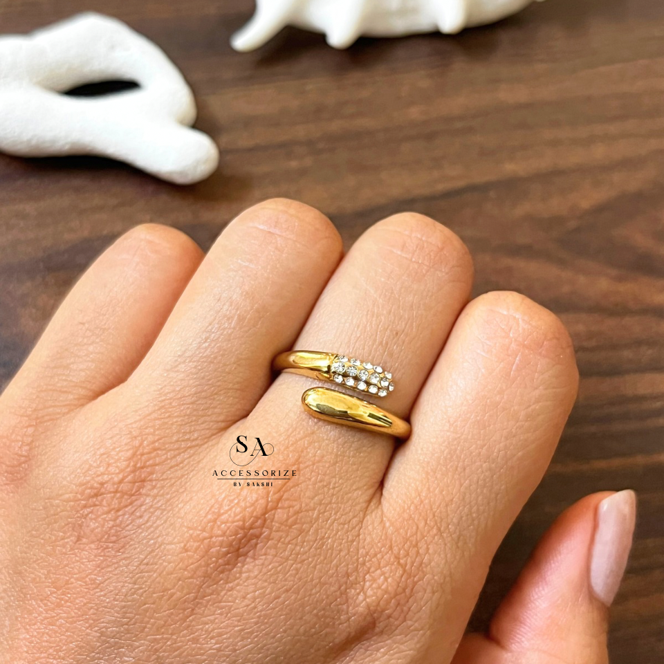 Studded ring