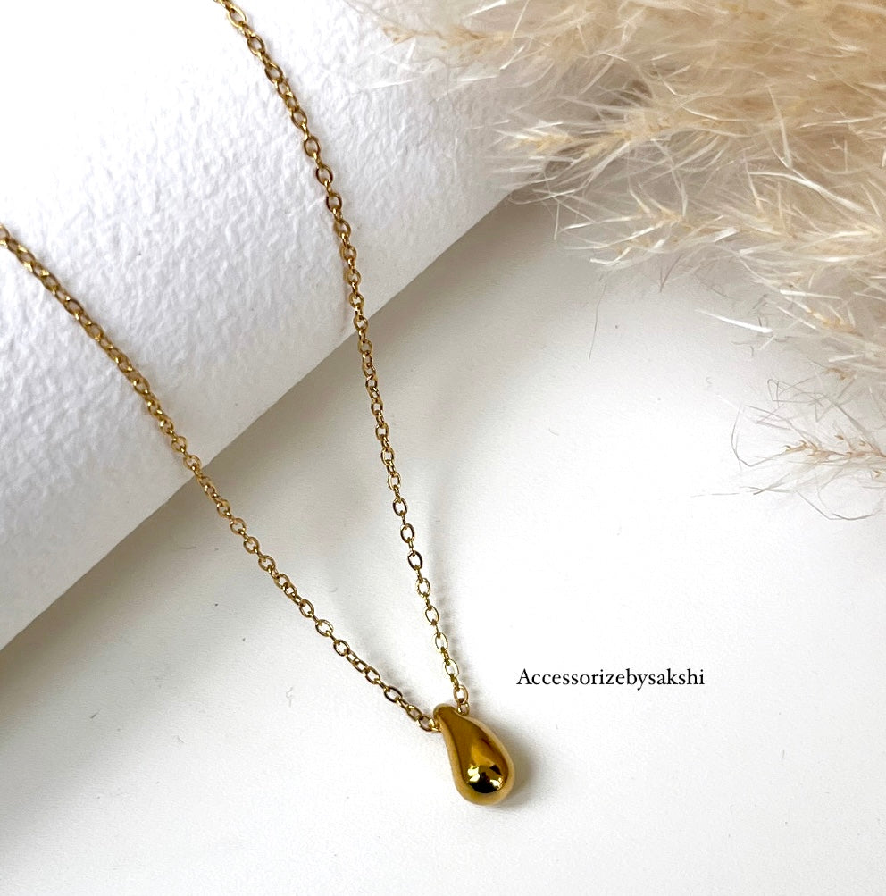 Teardrop chain
