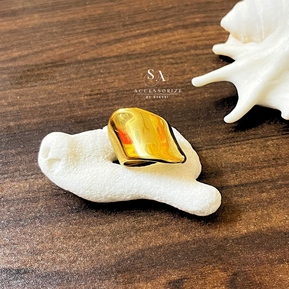 Selene ring