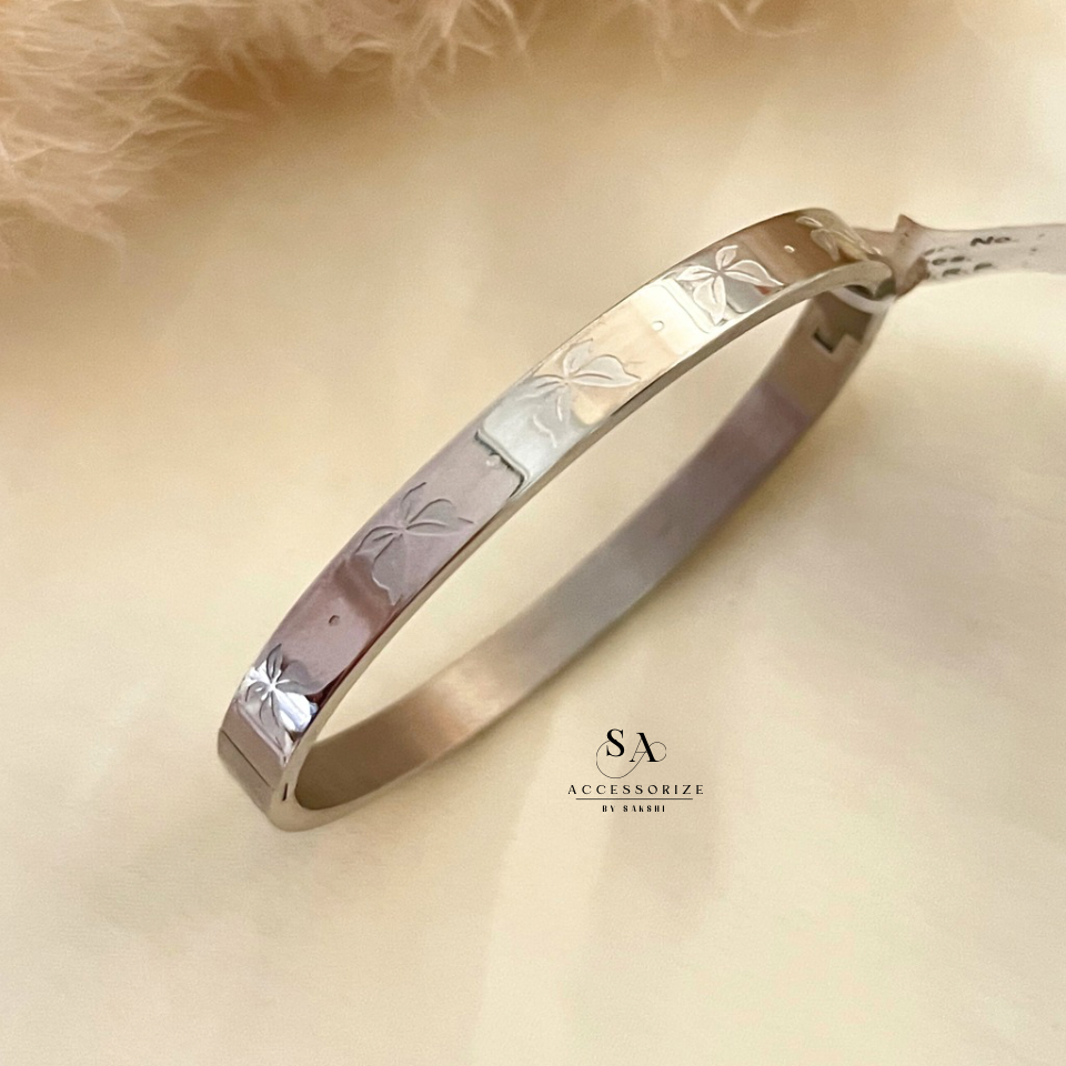 Butterfly bracelet