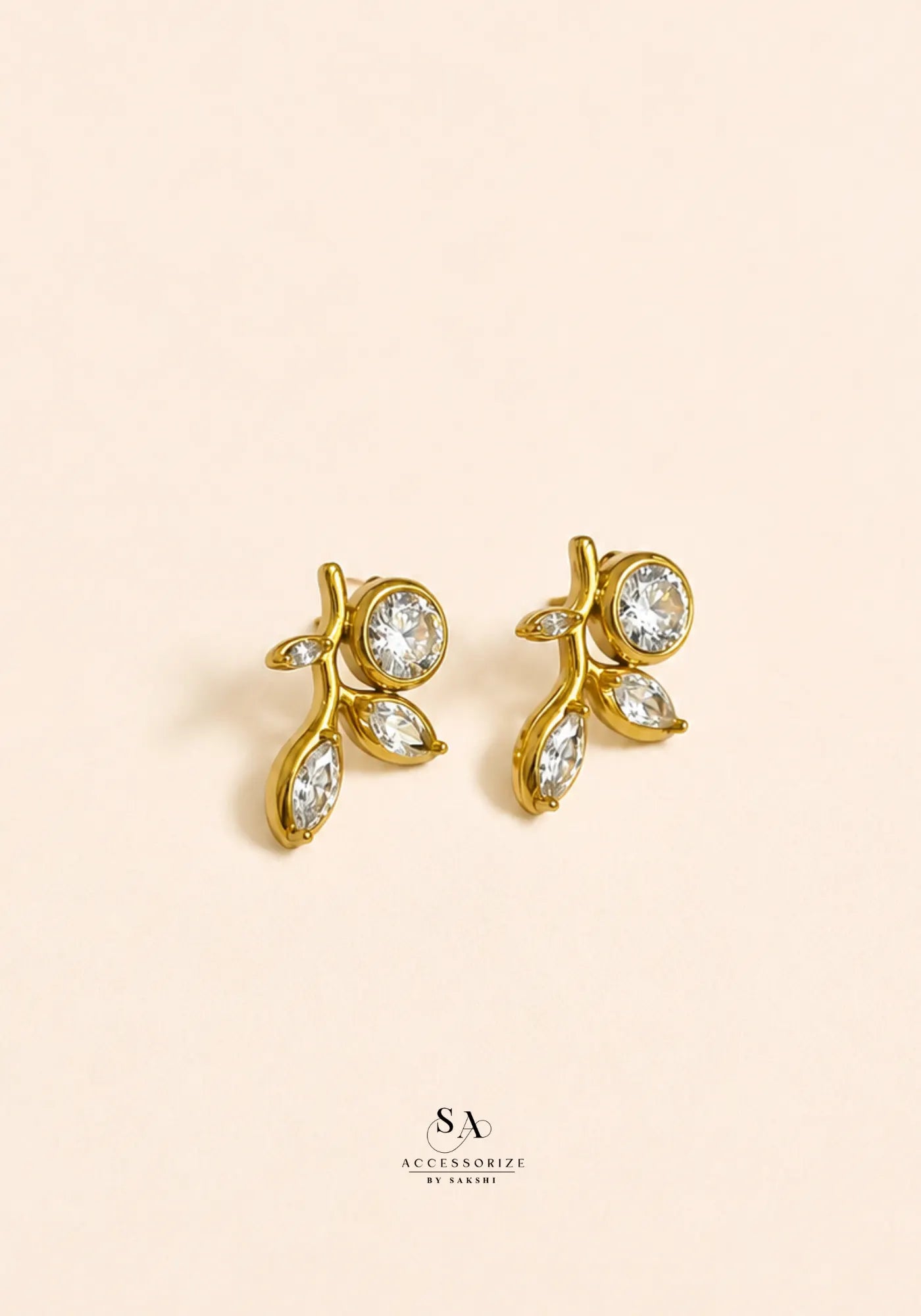 Sophie Studs