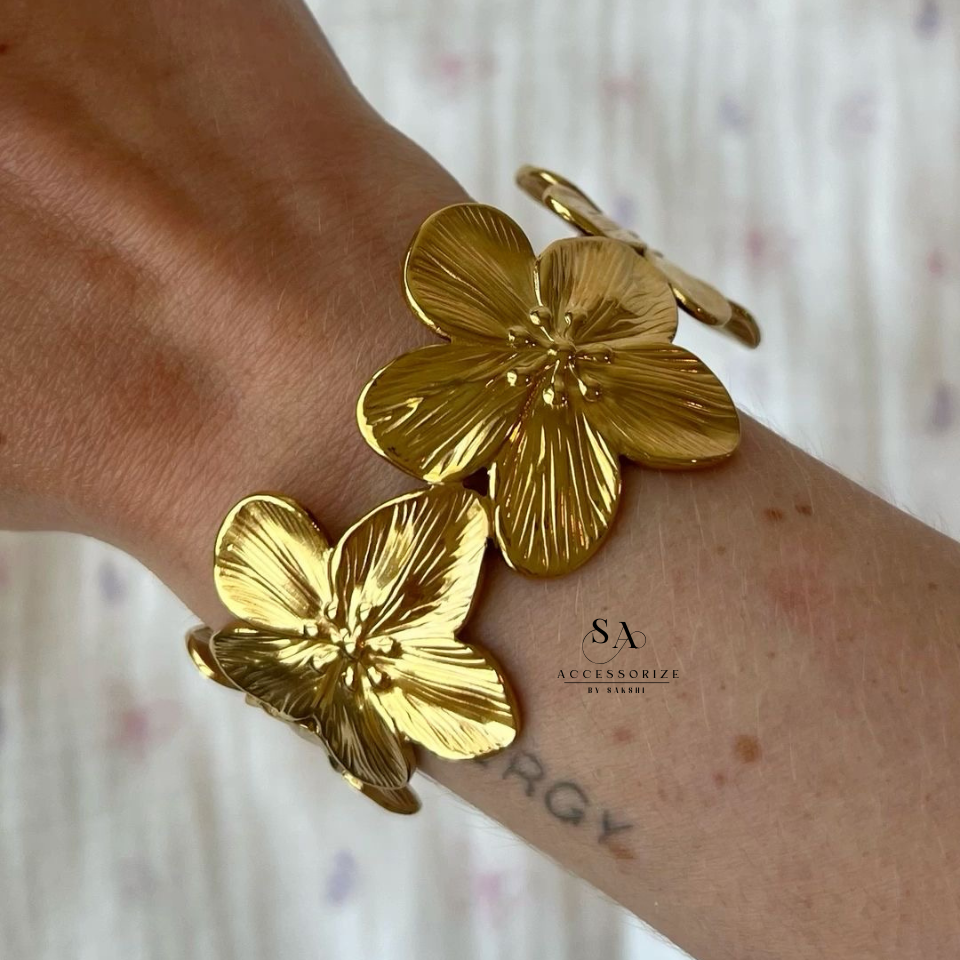 Floral handcuff