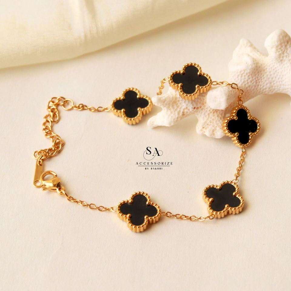 Black clover bracelet