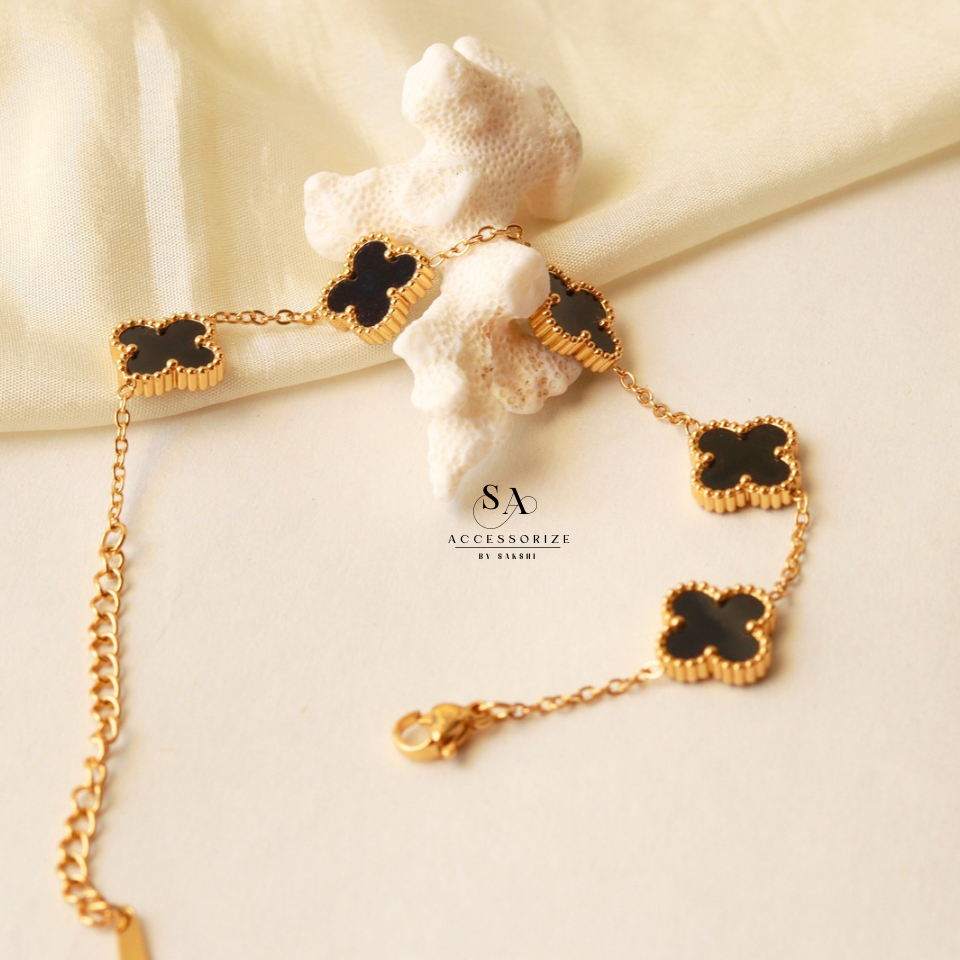 Black clover bracelet