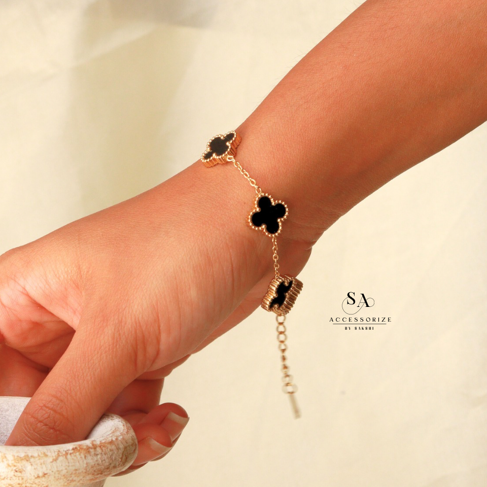 Black clover bracelet