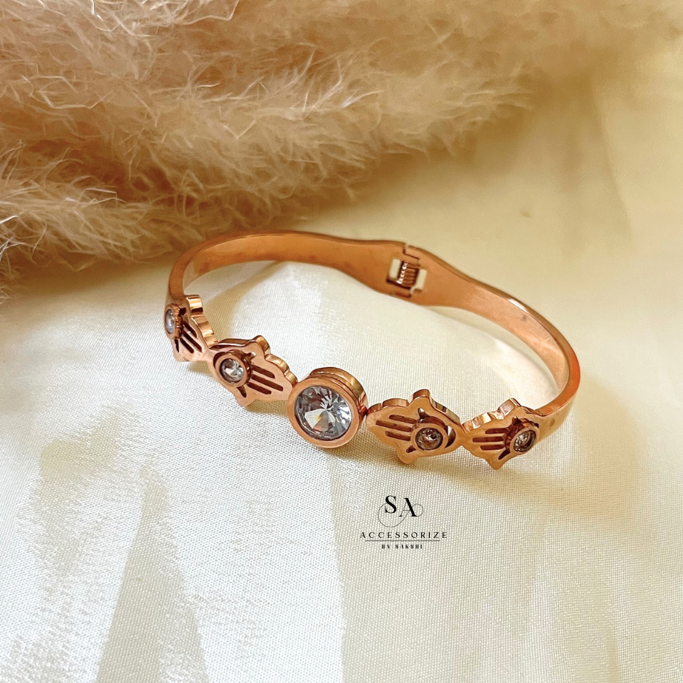 Hamsa bracelet