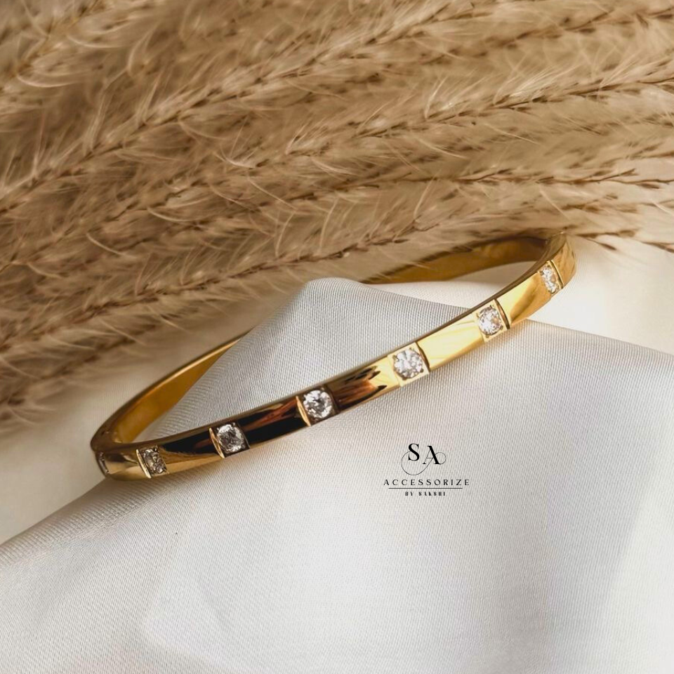 Isabelle bracelet