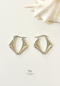 Mia hoops