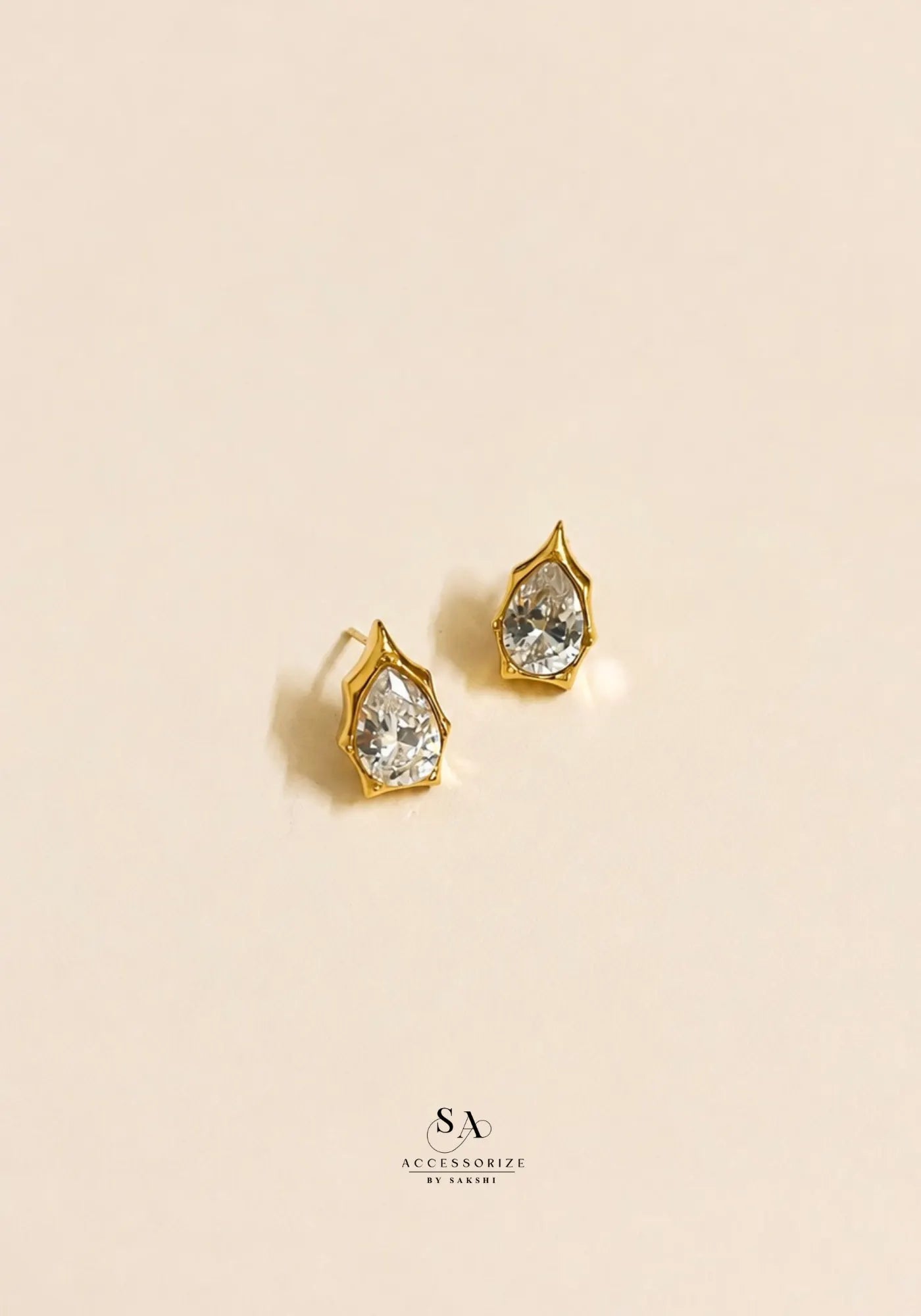 Dragon studs