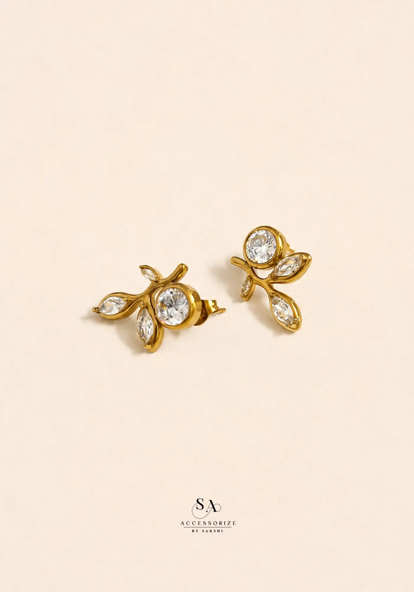 Sophie Studs