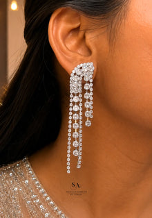 Cosmopolitan danglers