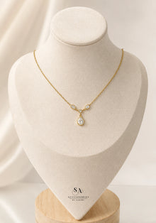 Yuri Necklace