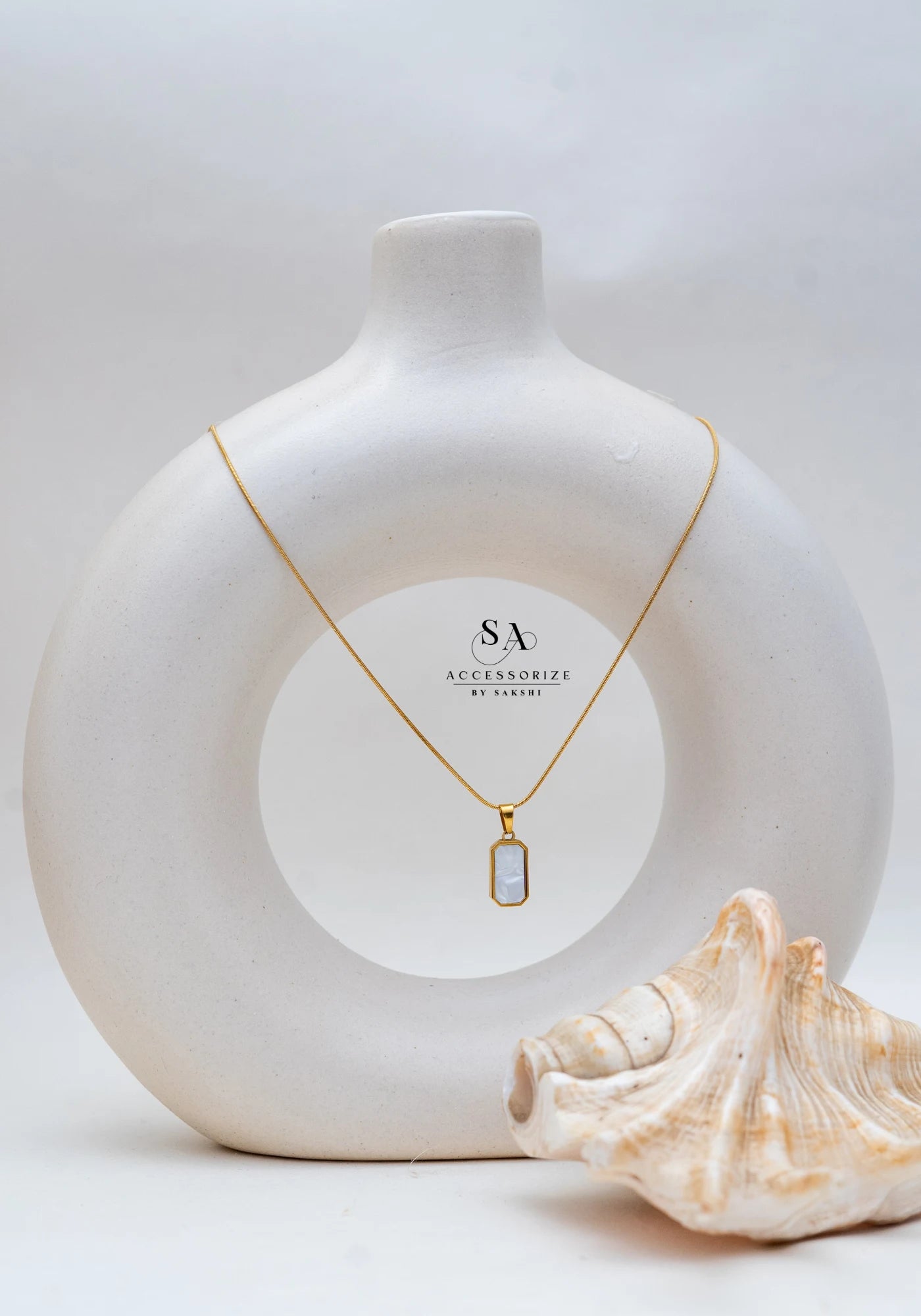 Sable reversible necklace