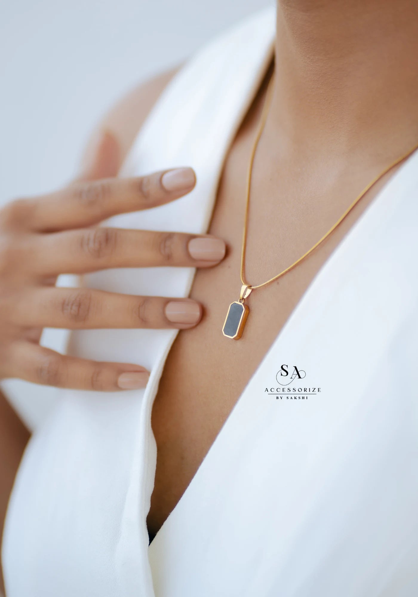 Sable reversible necklace